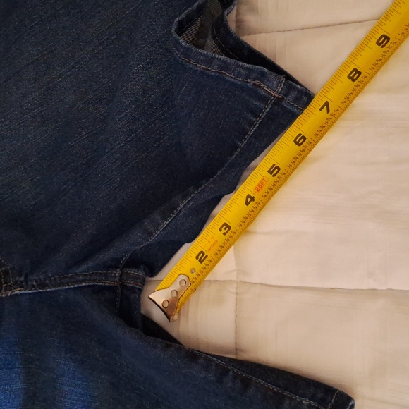 riders by lee mid rise medium wash modest knee length shorts sz 10 - Picture 4 of 5